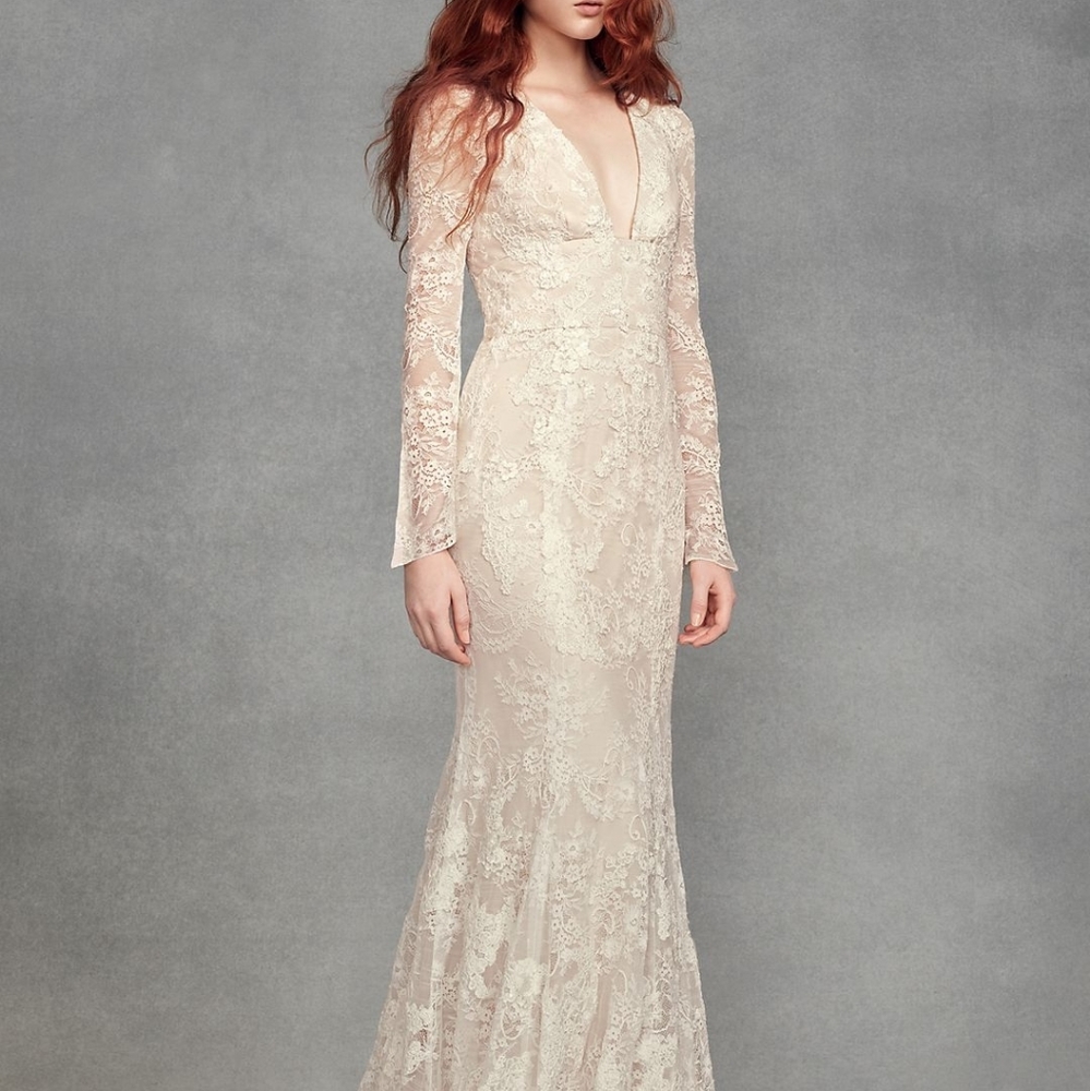 Vera wang wedding dress - Picture 2 of 2